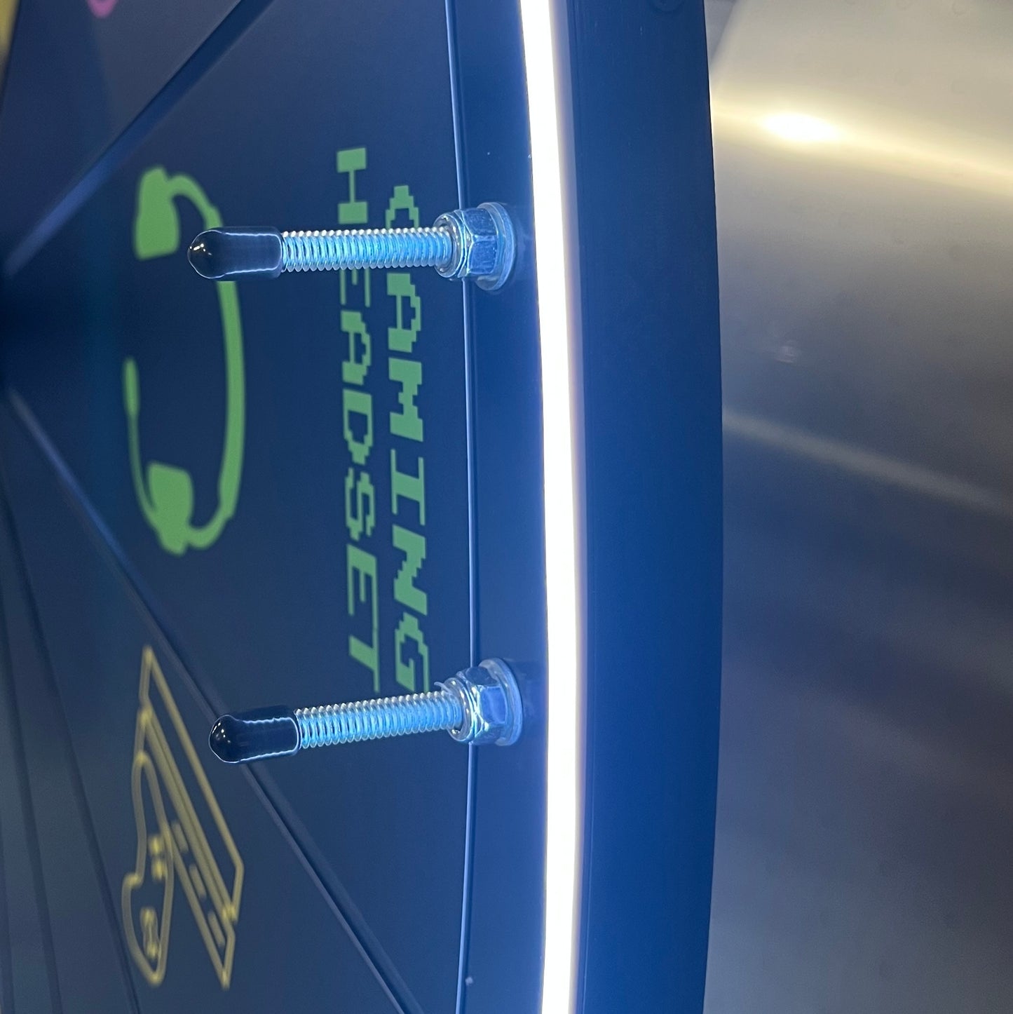 Glowing Lighted Edge Prize Wheel